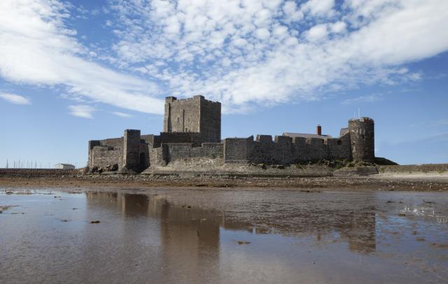 Carrickfergus Castle © RobertMayne / iStock / Getty Images